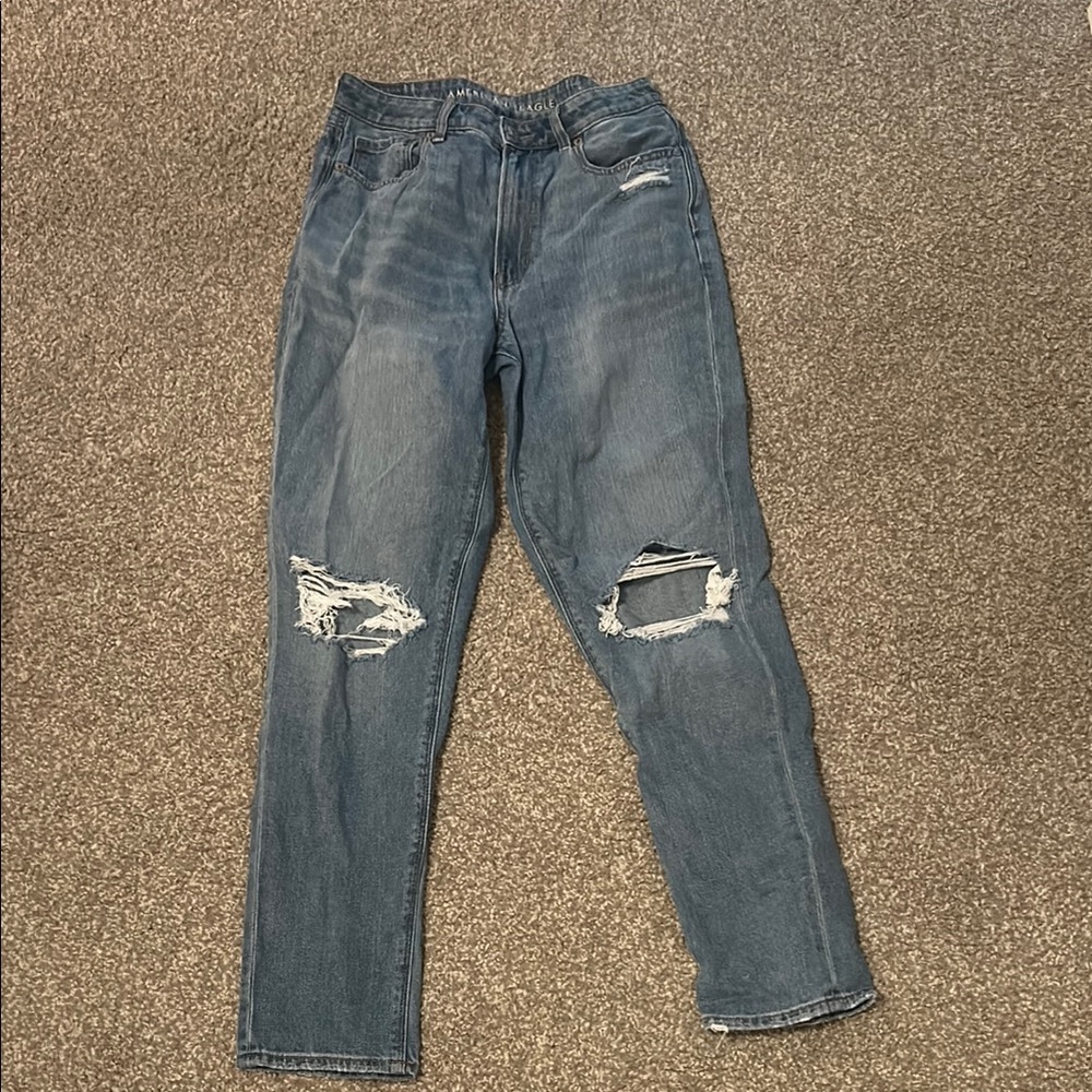 Women’s American Eagle Mom Jeans